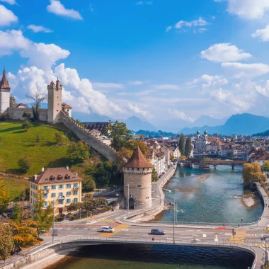 Berichte schreiben in der Arbeitsintegration mit und ohne KI (Luzern)